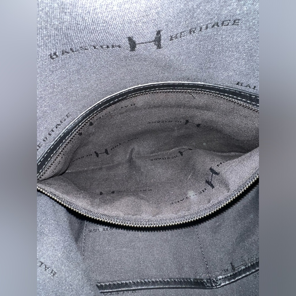Halston genuine leather shoulder tote bag - Picture 5 of 7